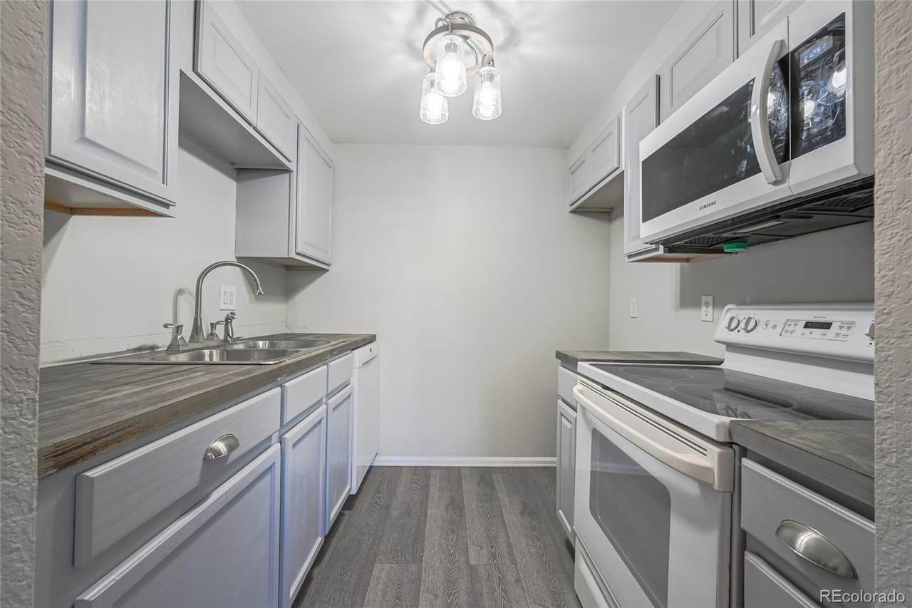 364 Ironton Street - Photo 1