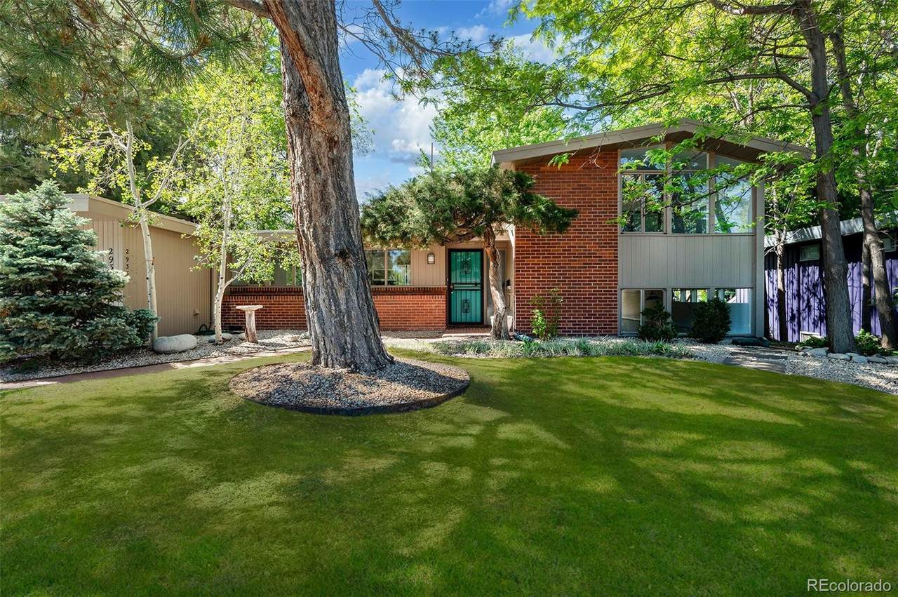 2935 Lafayette Drive - Photo 1