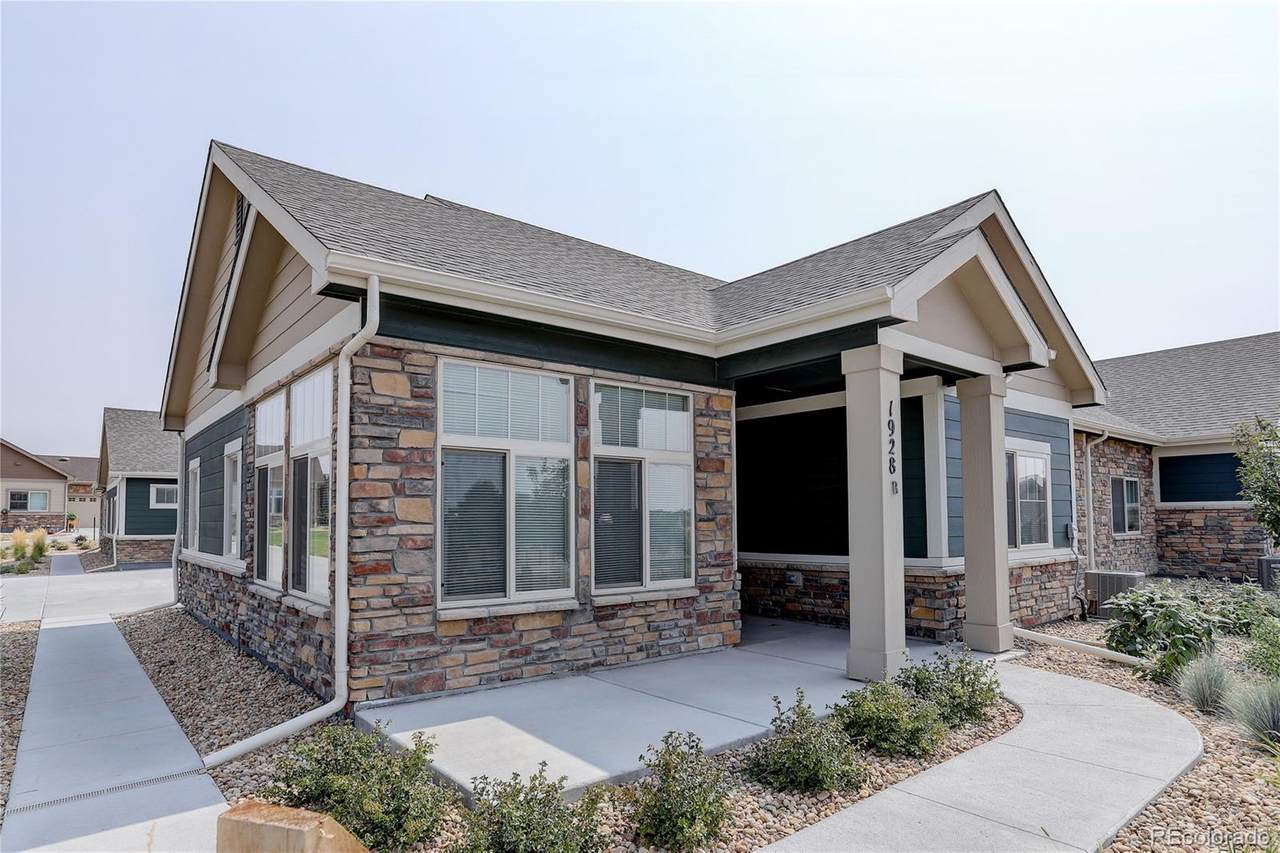 1928 Flanders Way - Photo 1