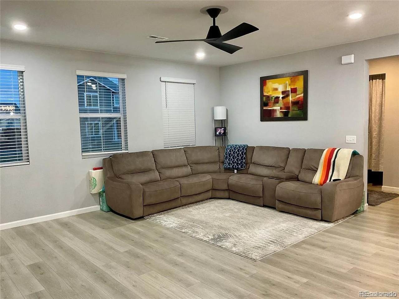 https://bt-photos.global.ssl.fastly.net/metrolist/1280_boomver_1_2668441-1.jpg