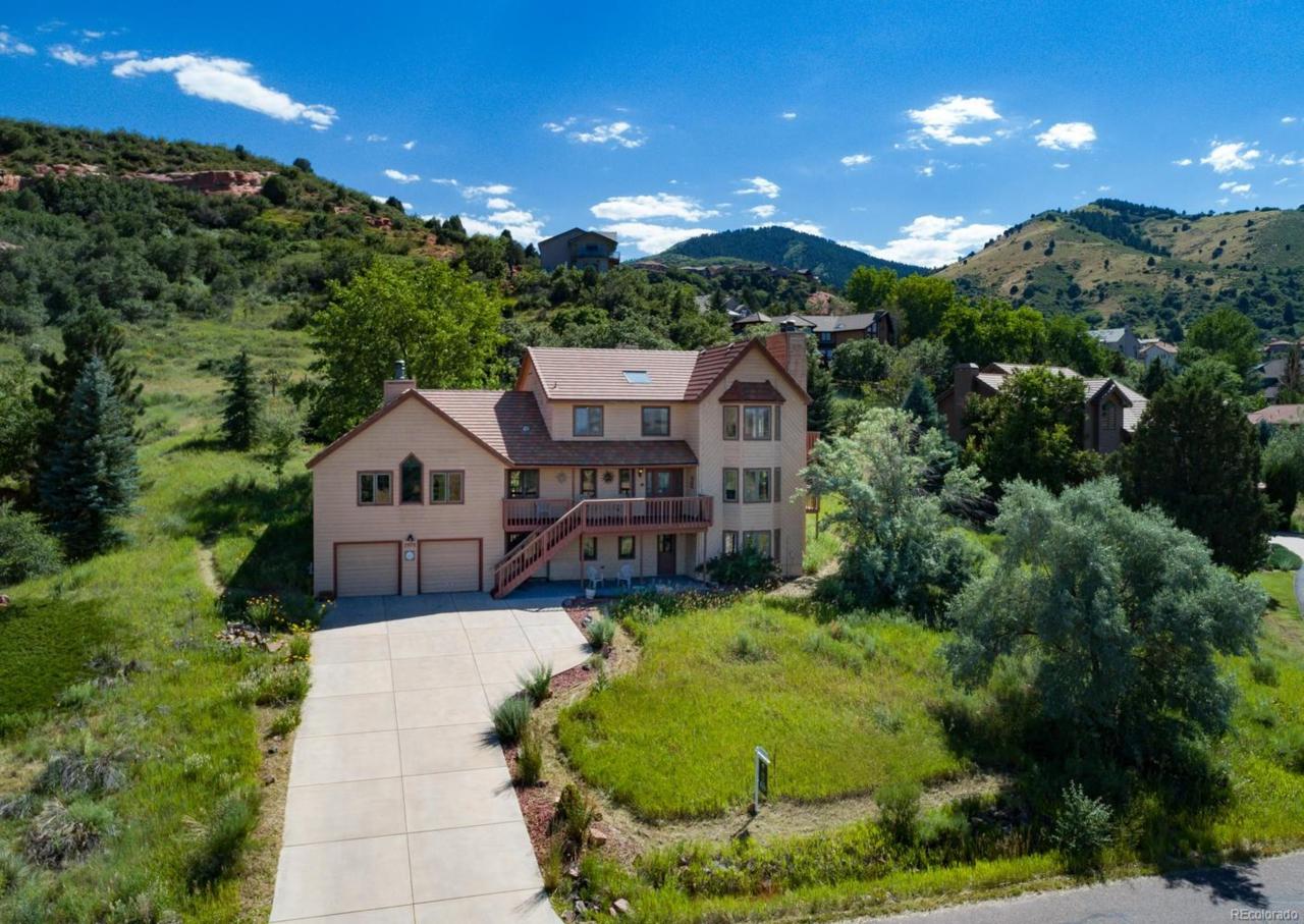 5979 Willow Springs Drive - Photo 1