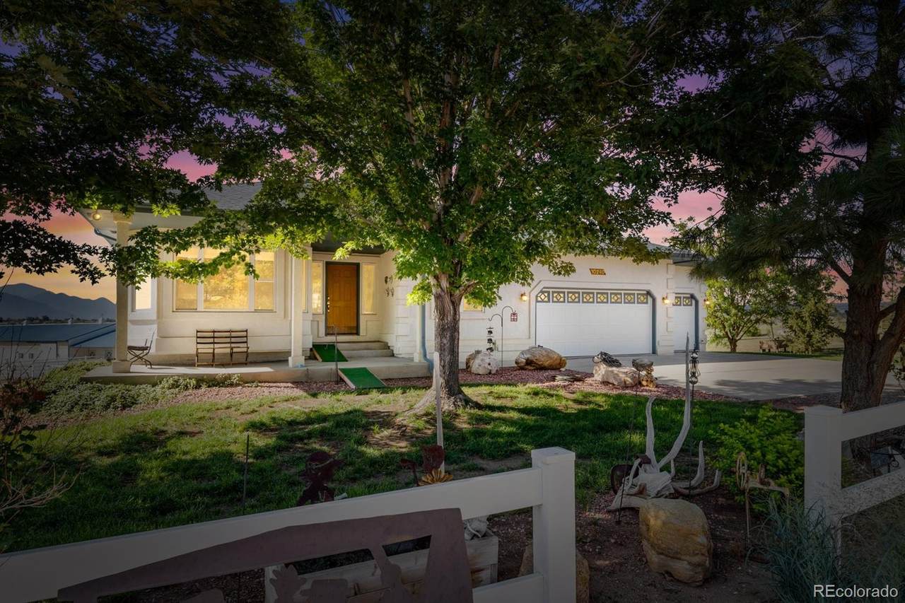 10240 Rea Road - Photo 1