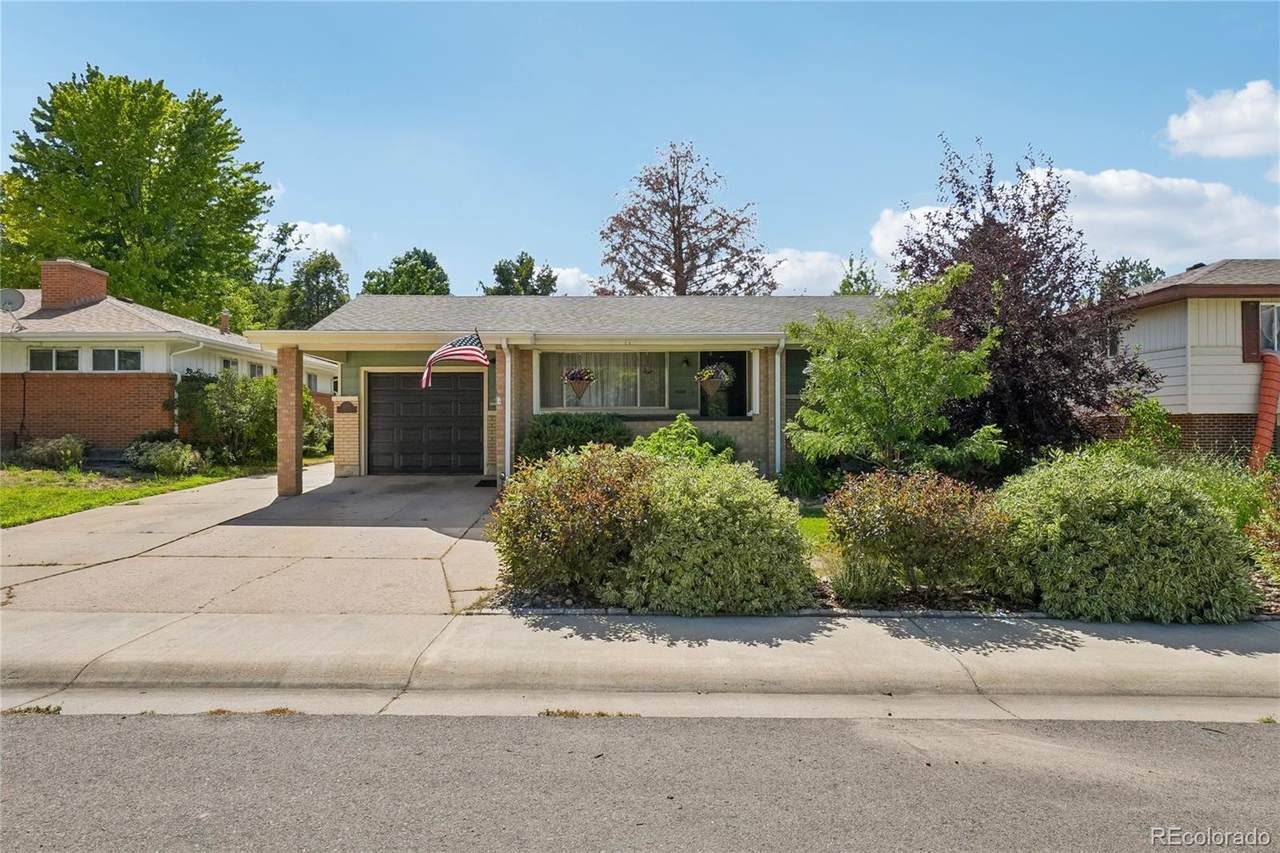 1809 23rd Avenue Court - Photo 1