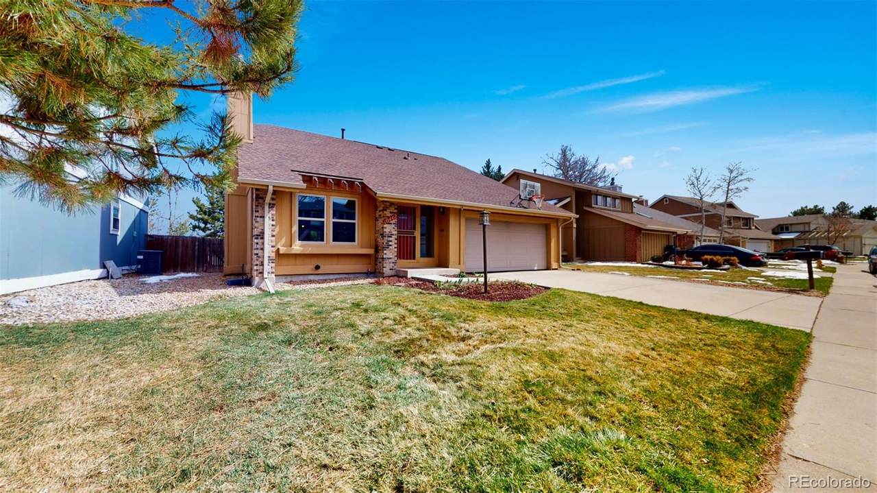 10442 Weaver Circle - Photo 1