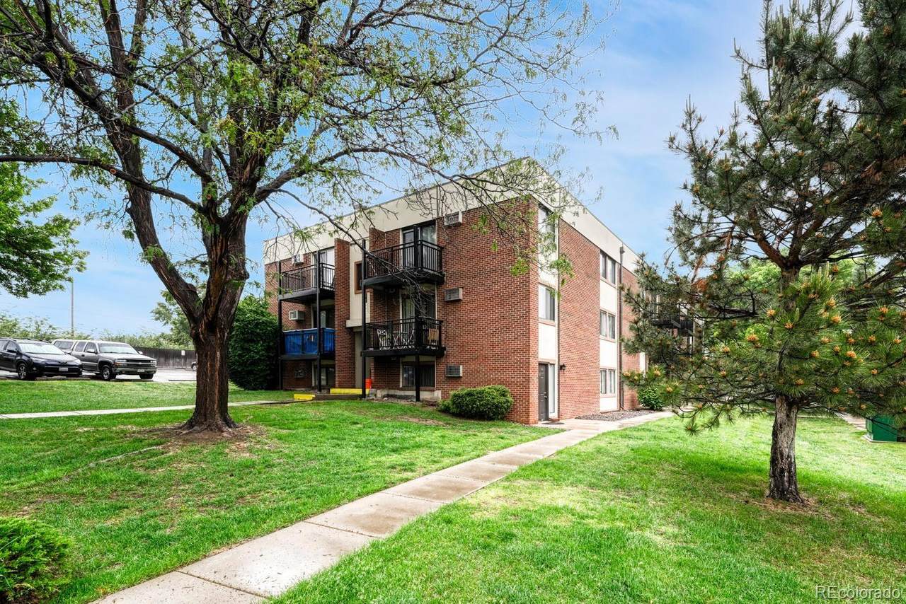 5995 Hampden Avenue - Photo 1