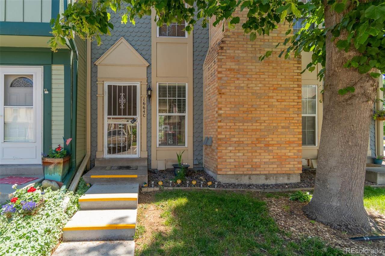 1664 Blackhawk Way - Photo 1