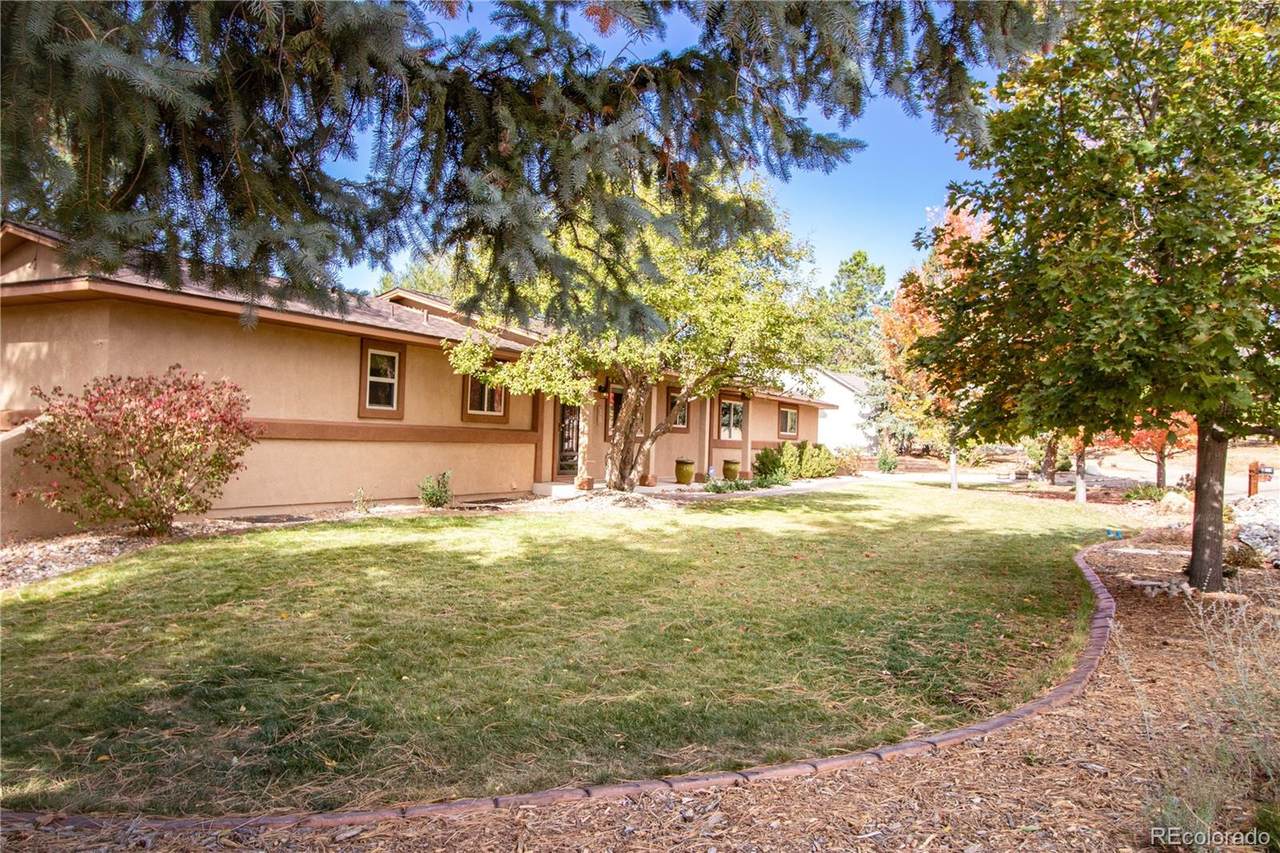 30 Huntington Beach Drive - Photo 1