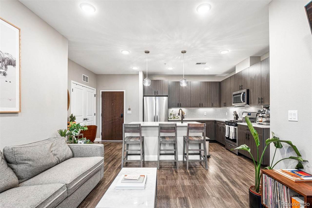 2729 28th Avenue - Photo 1