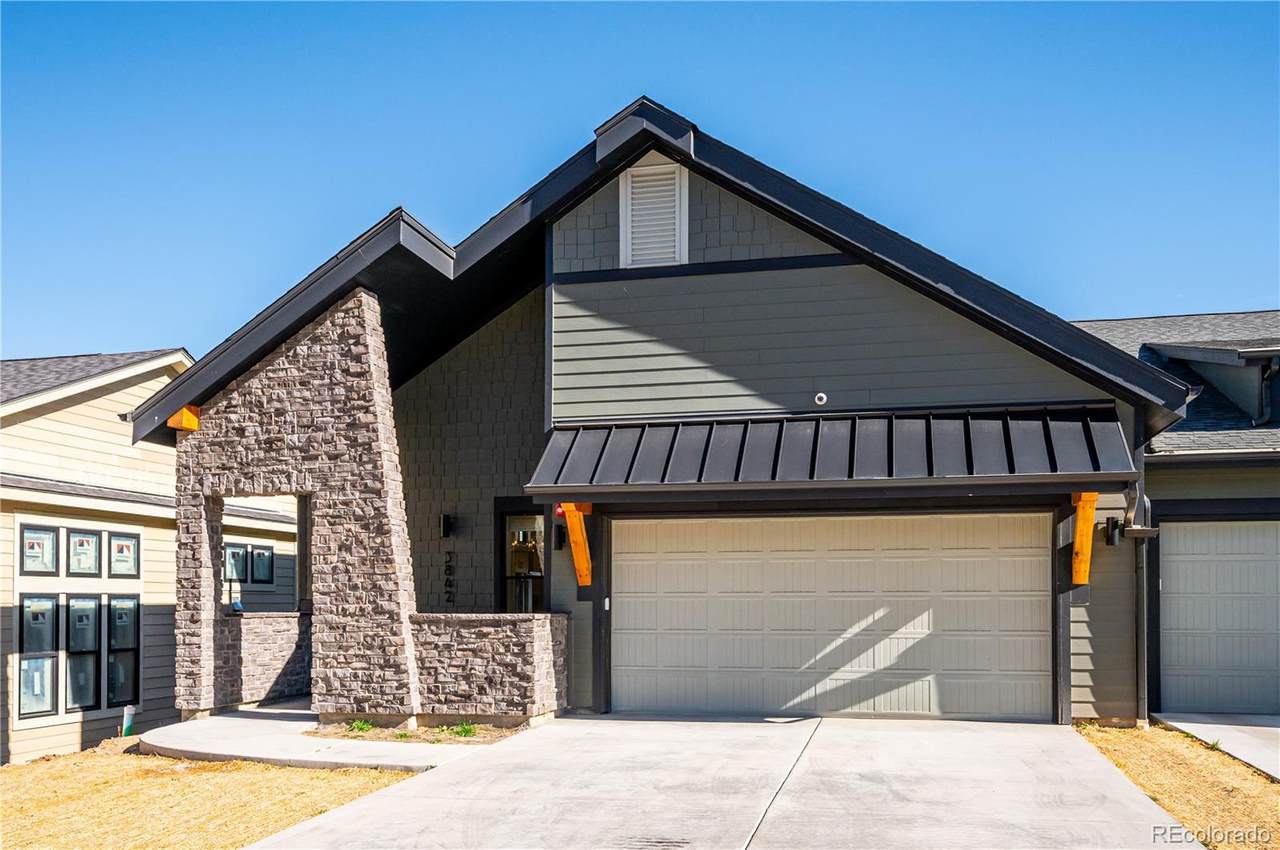 3909 Piney Grove Street - Photo 1