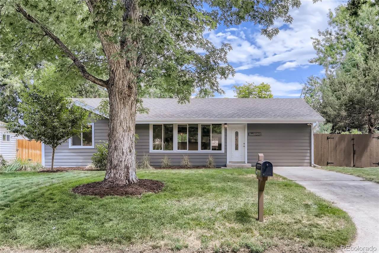1350 Hudson Street - Photo 1
