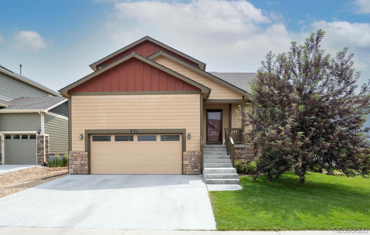 521 Dakota Court - Photo 1