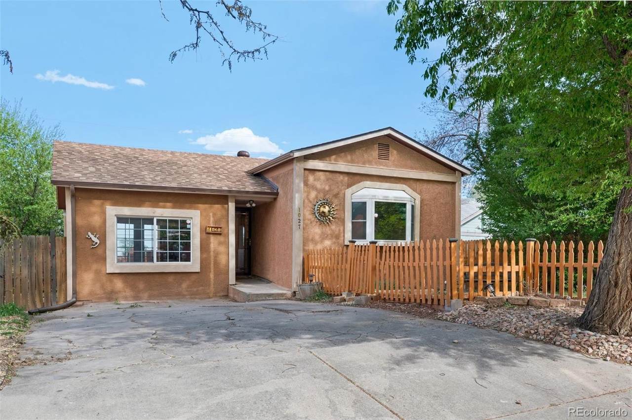 1027 Arch Street - Photo 1
