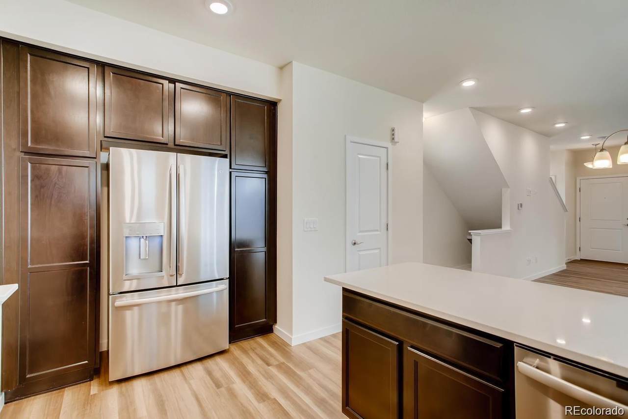 2872 Fox Court - Photo 1