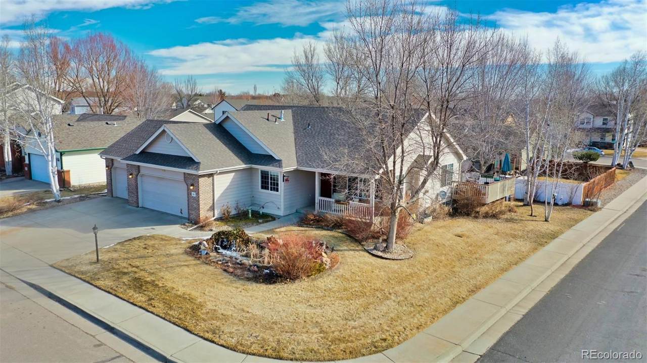 498 Wapola Avenue - Photo 1