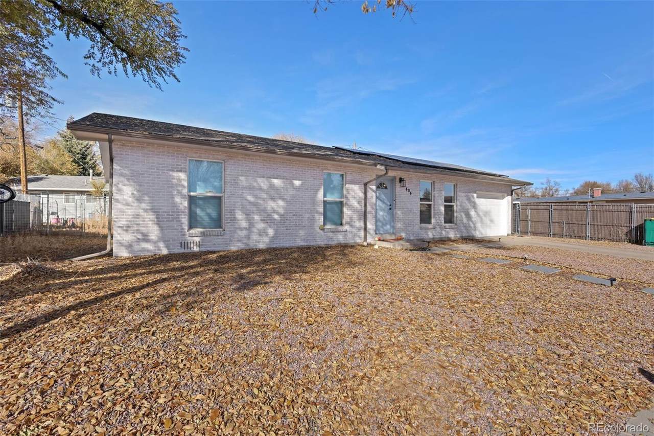 404 Shield Road - Photo 1