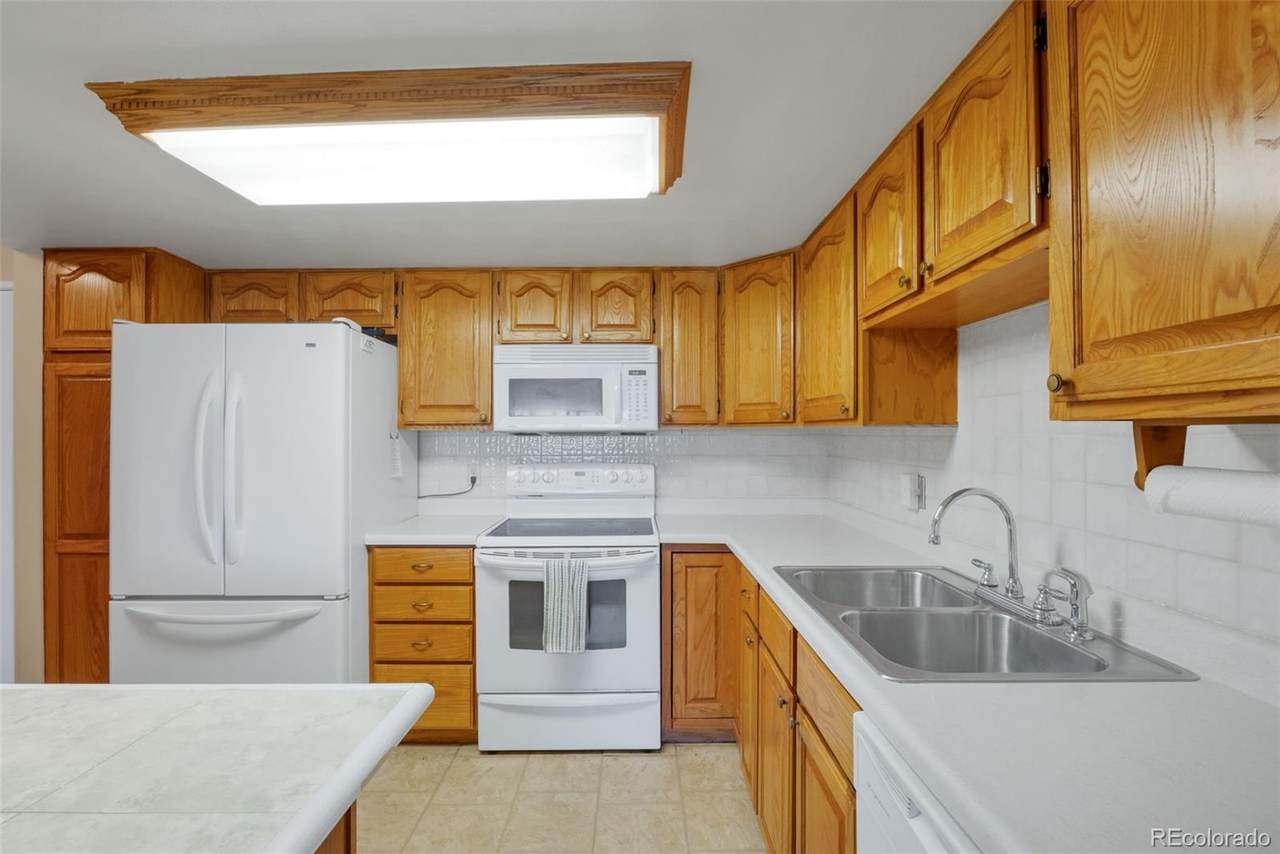 14001 Marina Drive - Photo 1