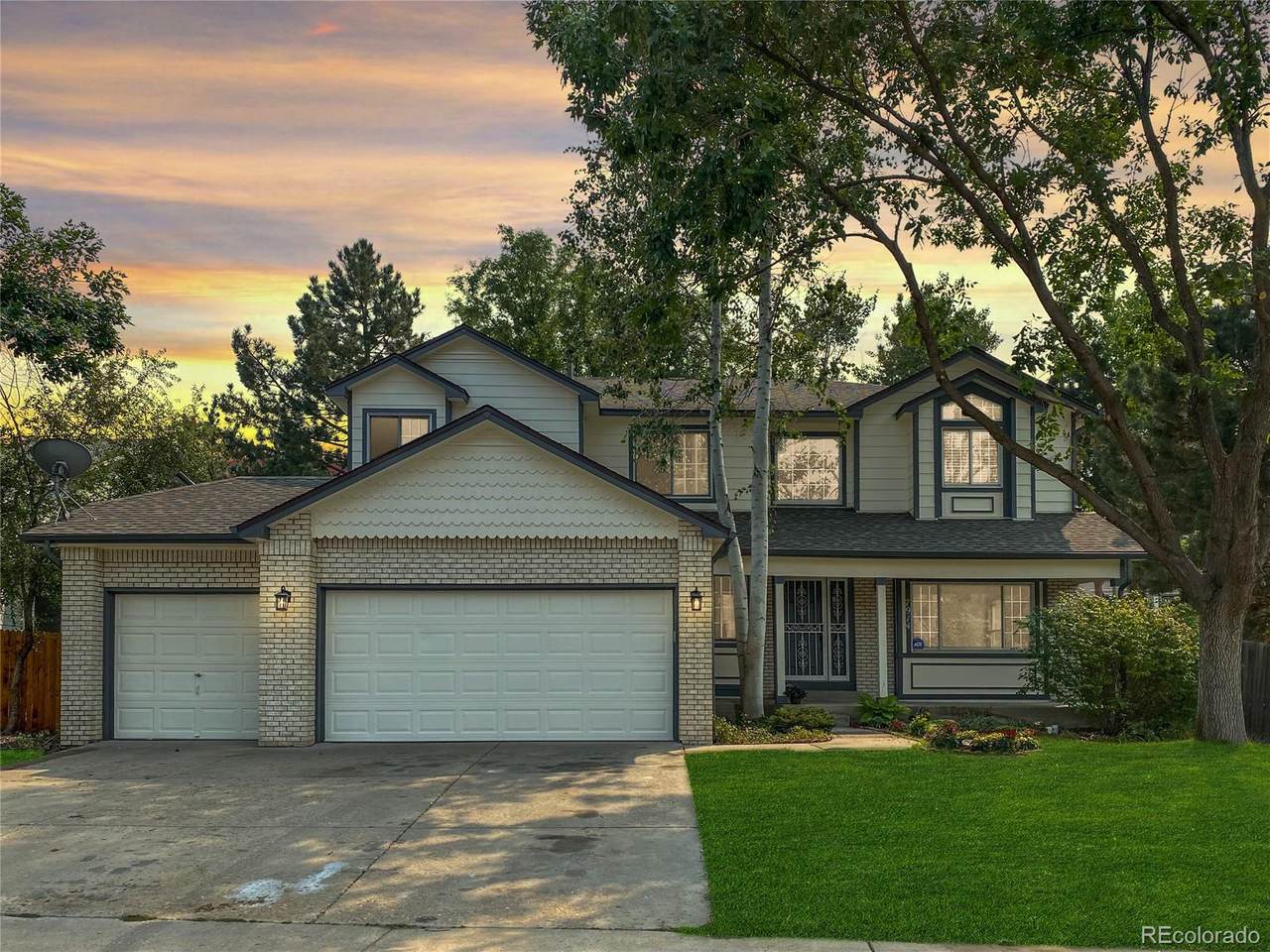 7914 Mexico Avenue - Photo 1
