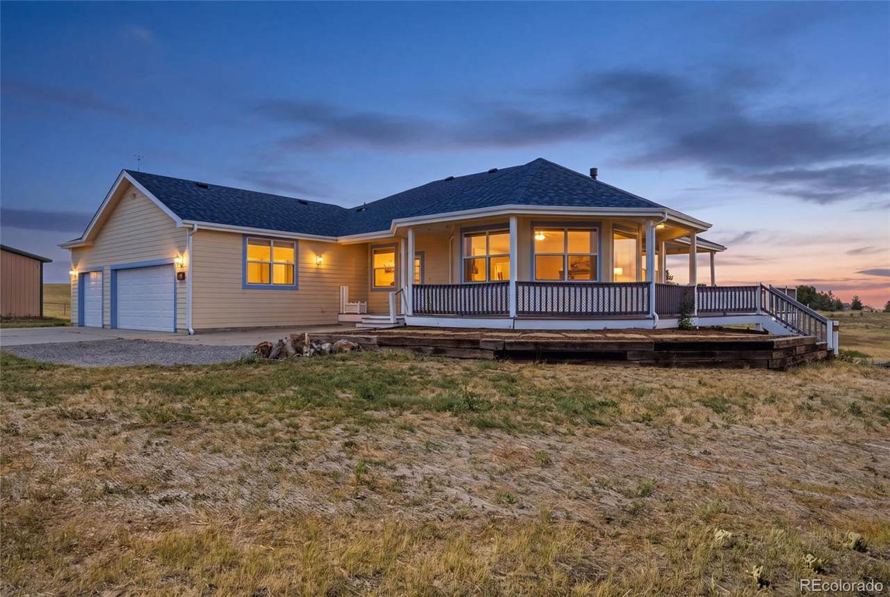 6619 Shannon Circle - Photo 1