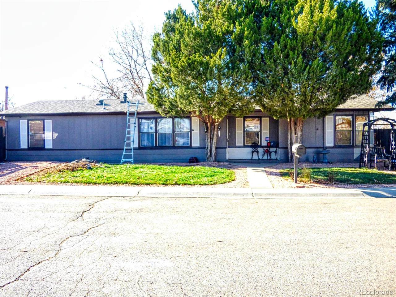 1405 Macpool Street - Photo 1