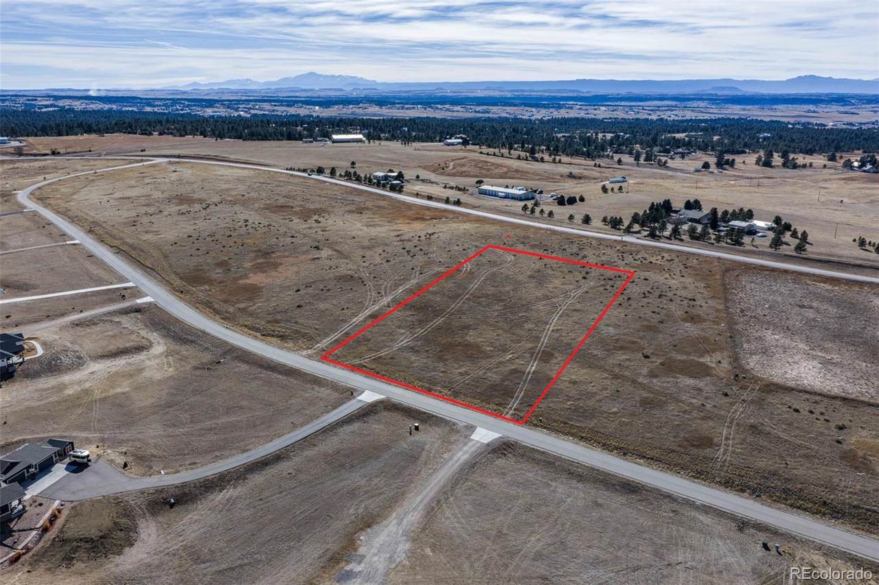 5483 Freddys Trail - Photo 1