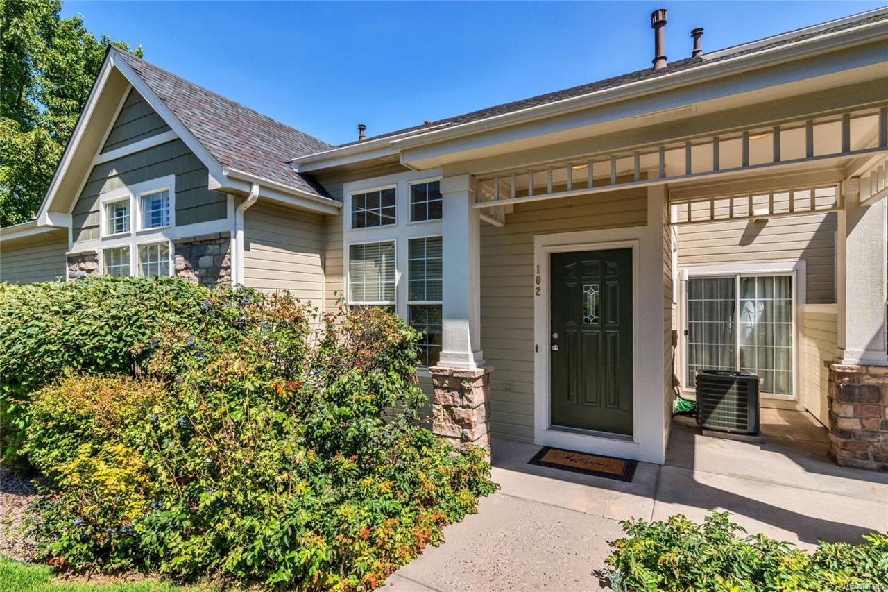 5155 Quincy Avenue - Photo 1