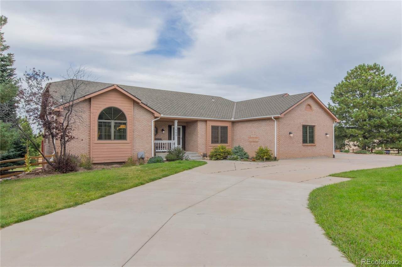 1660 Old Antlers Way - Photo 1