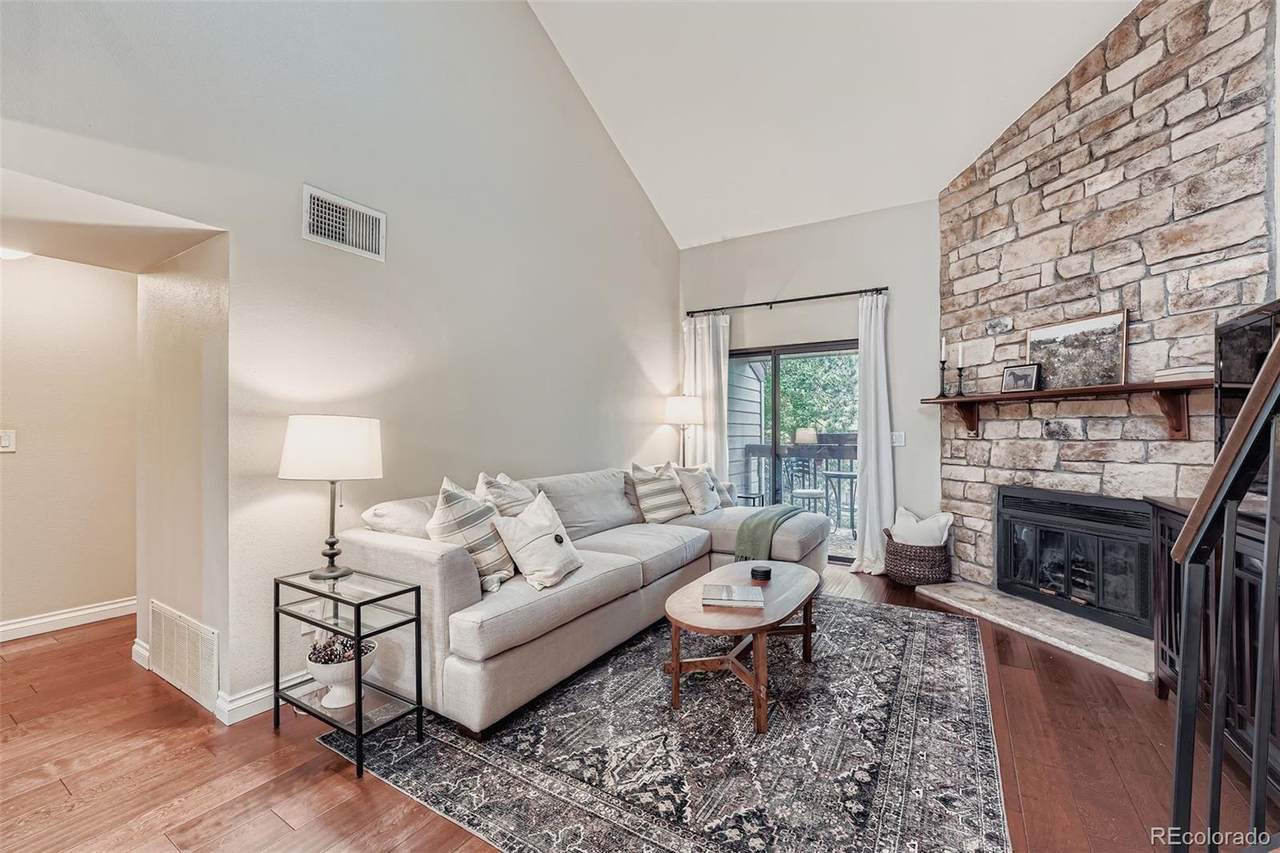 418 Wright Street - Photo 1