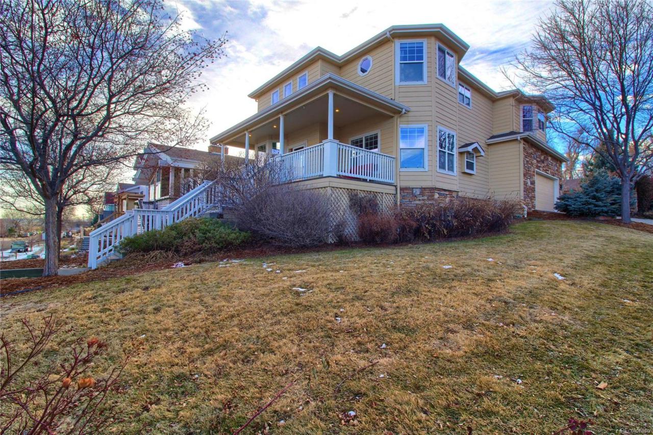 400 Elm - Photo 1