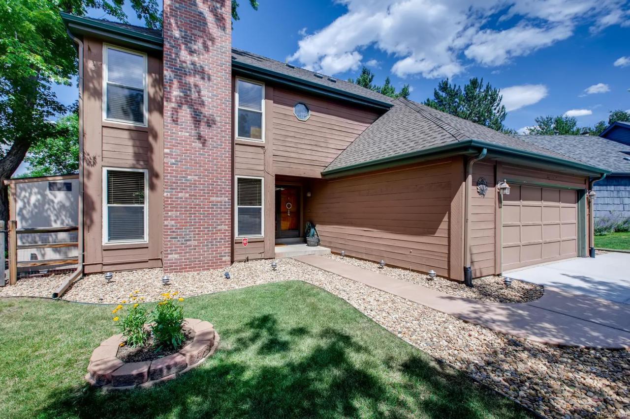 6635 Jamison Avenue - Photo 1
