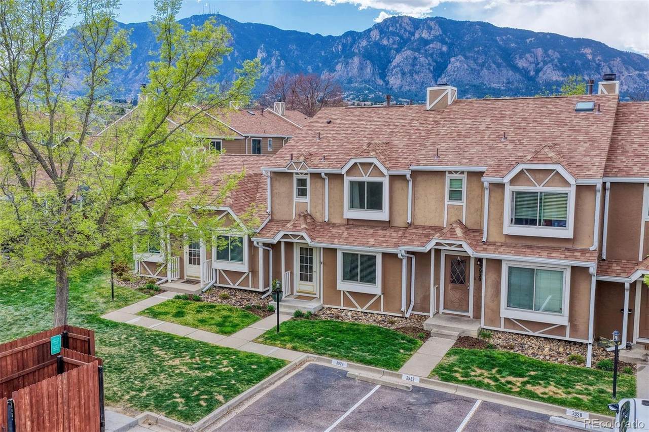 3922 Donney Brook Court - Photo 1
