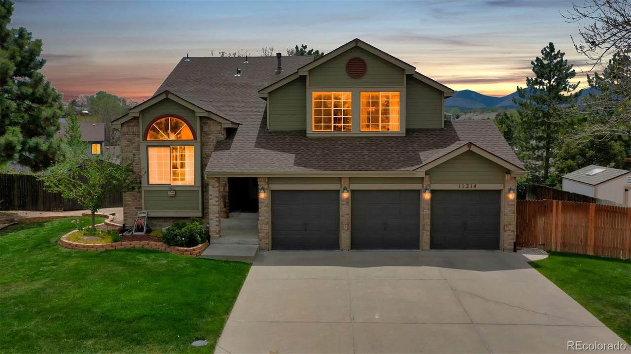 11214 Saratoga Place - Photo 1
