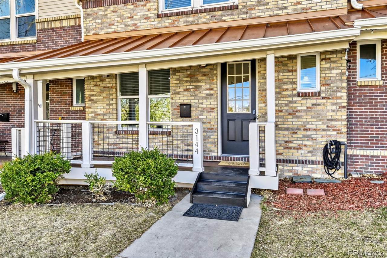 3144 25th Avenue - Photo 1