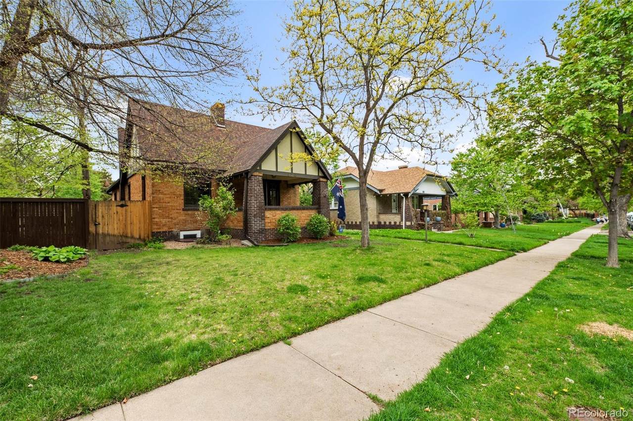 426 Race Street - Photo 1