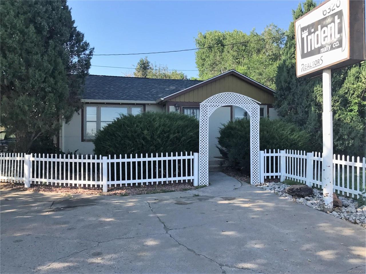 6320 44th Avenue - Photo 1