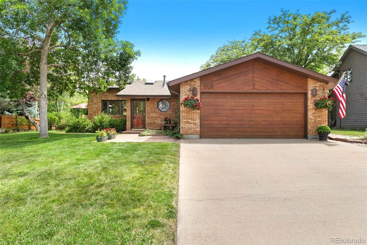 586 Ash Street - Photo 1
