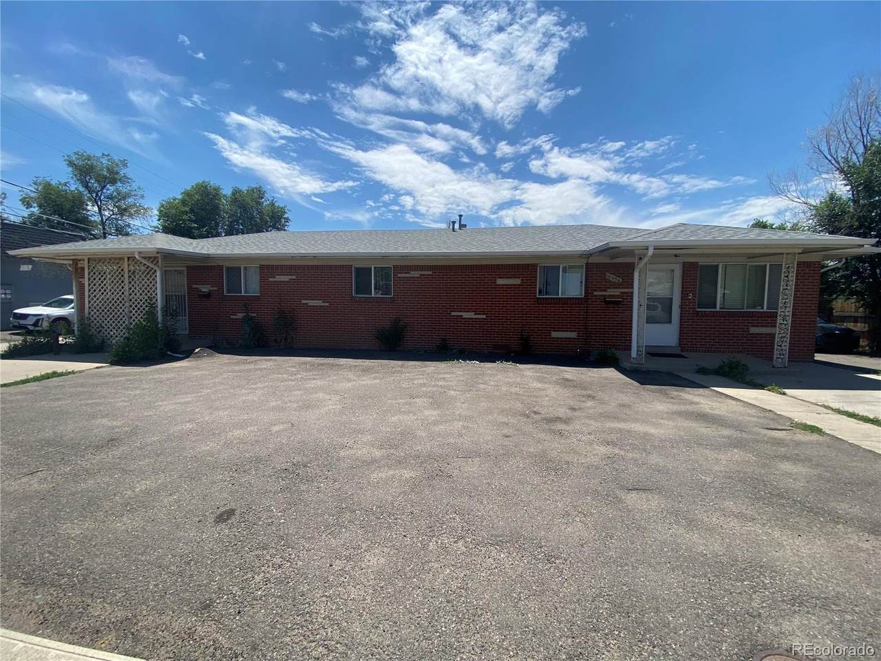 4544 72nd Avenue - Photo 1