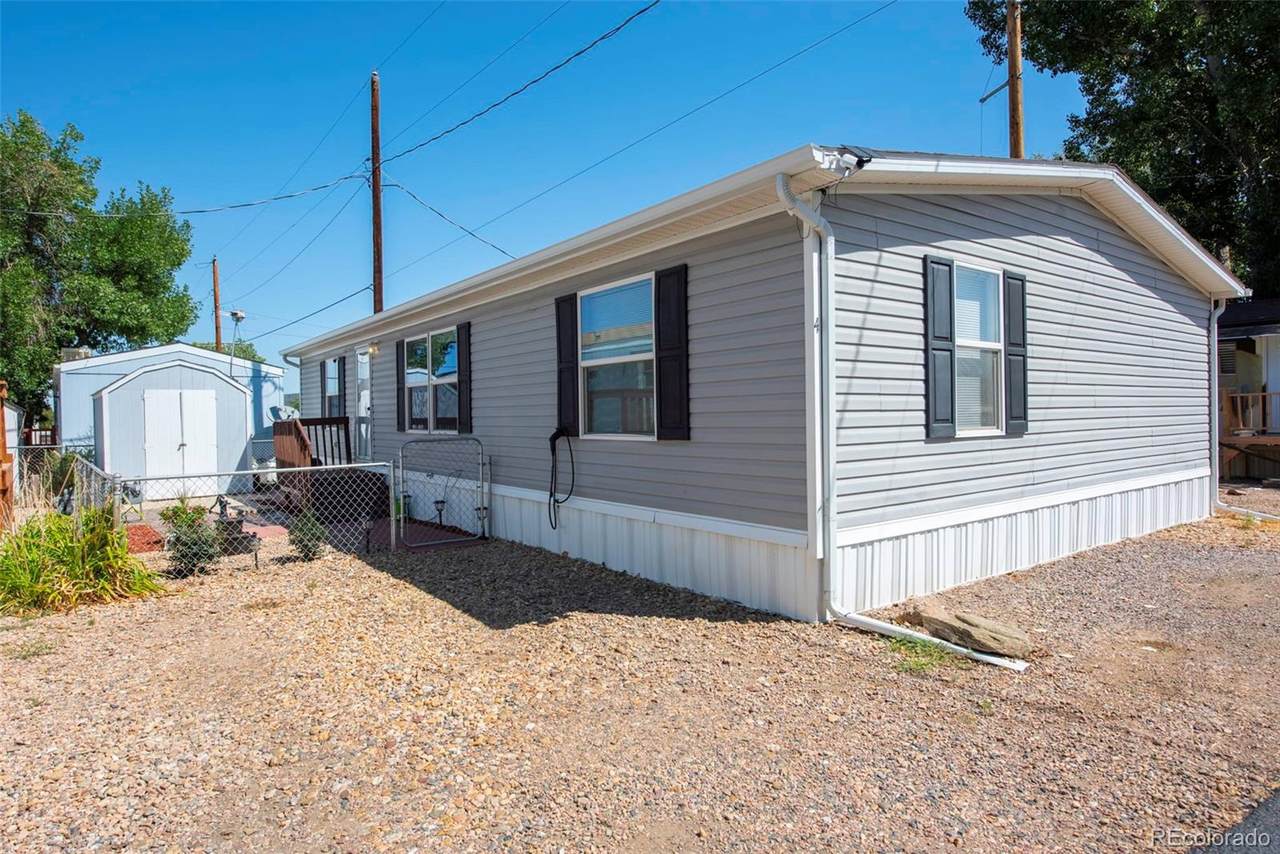 218 Grape Street - Photo 1