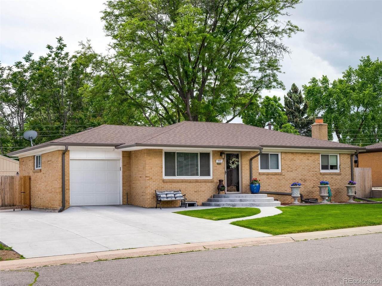 3372 Saratoga Avenue - Photo 1