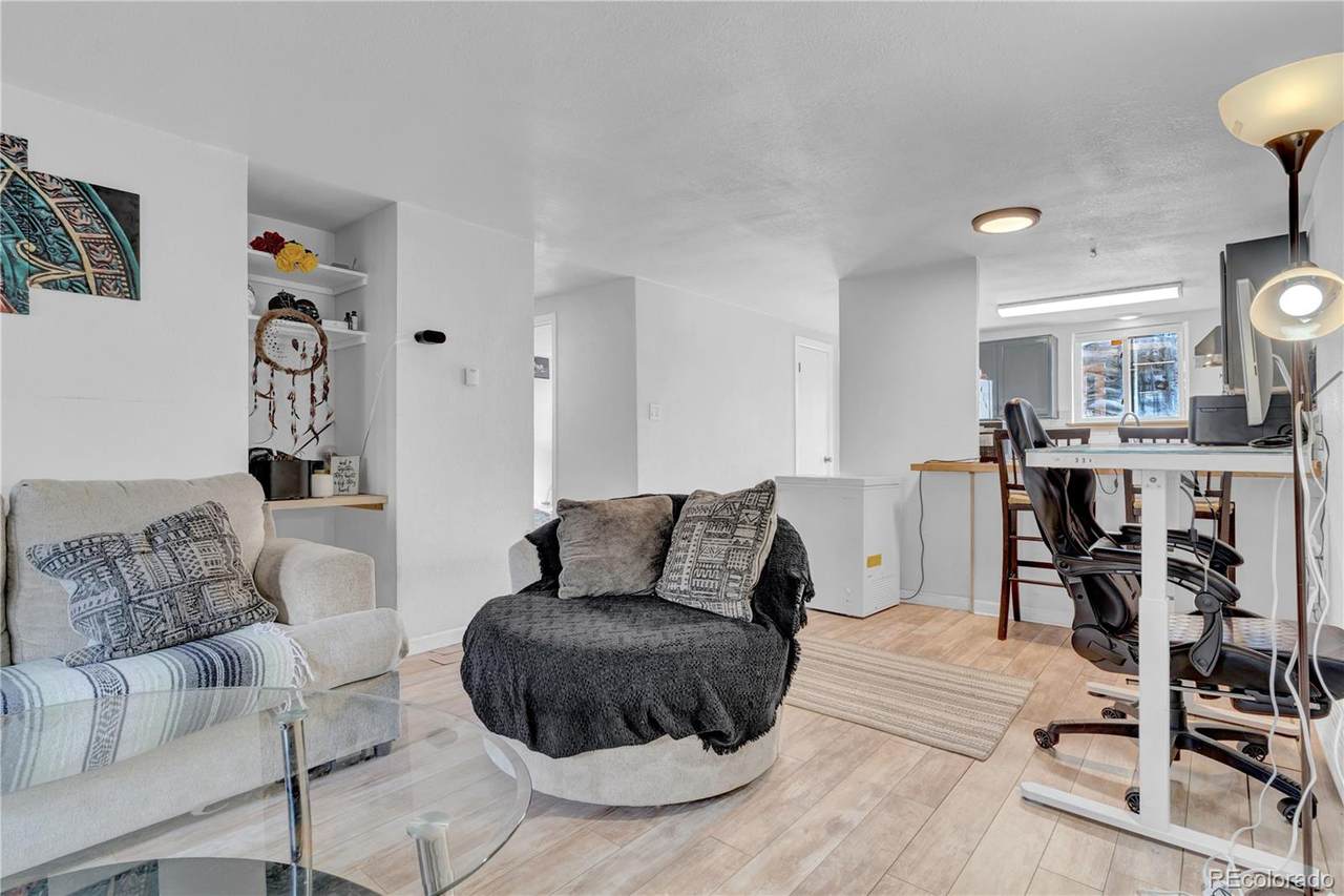 2190 Holly Street - Photo 1