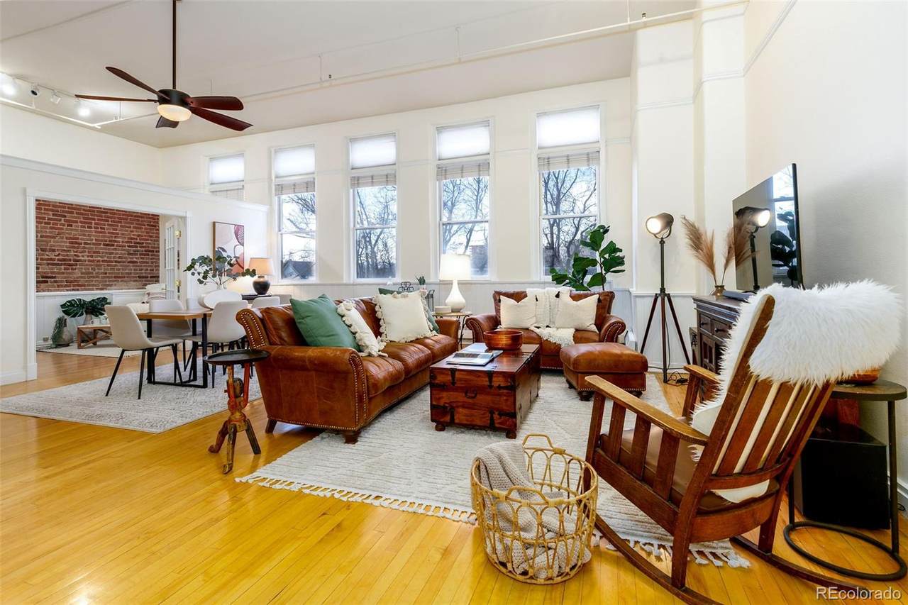 1140 Columbine Street - Photo 1