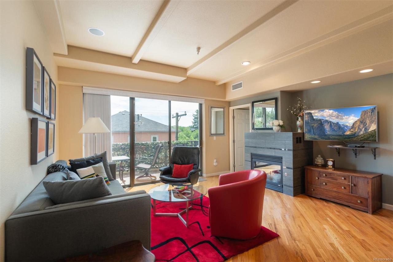 180 Cook Street - Photo 1