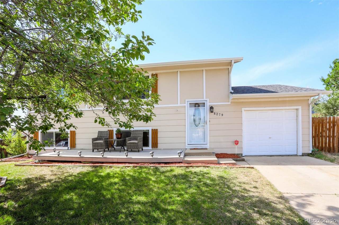8279 Jolene Circle - Photo 1