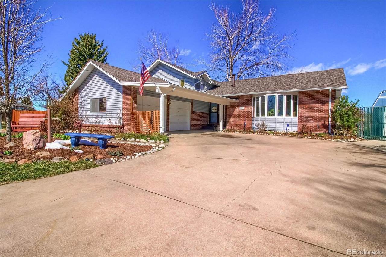 2301 Kenton Street - Photo 1