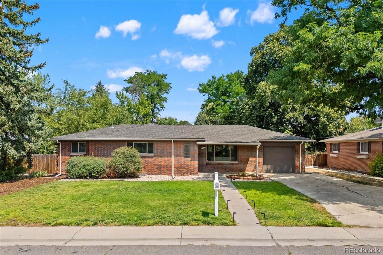 4925 Atlantic Place - Photo 1