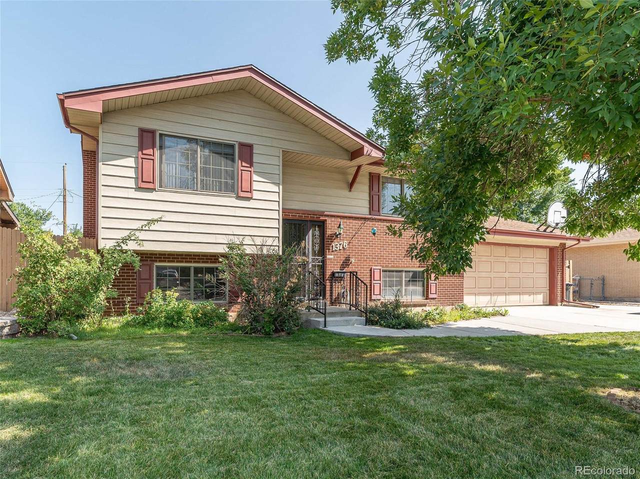 1376 Drew Way - Photo 1