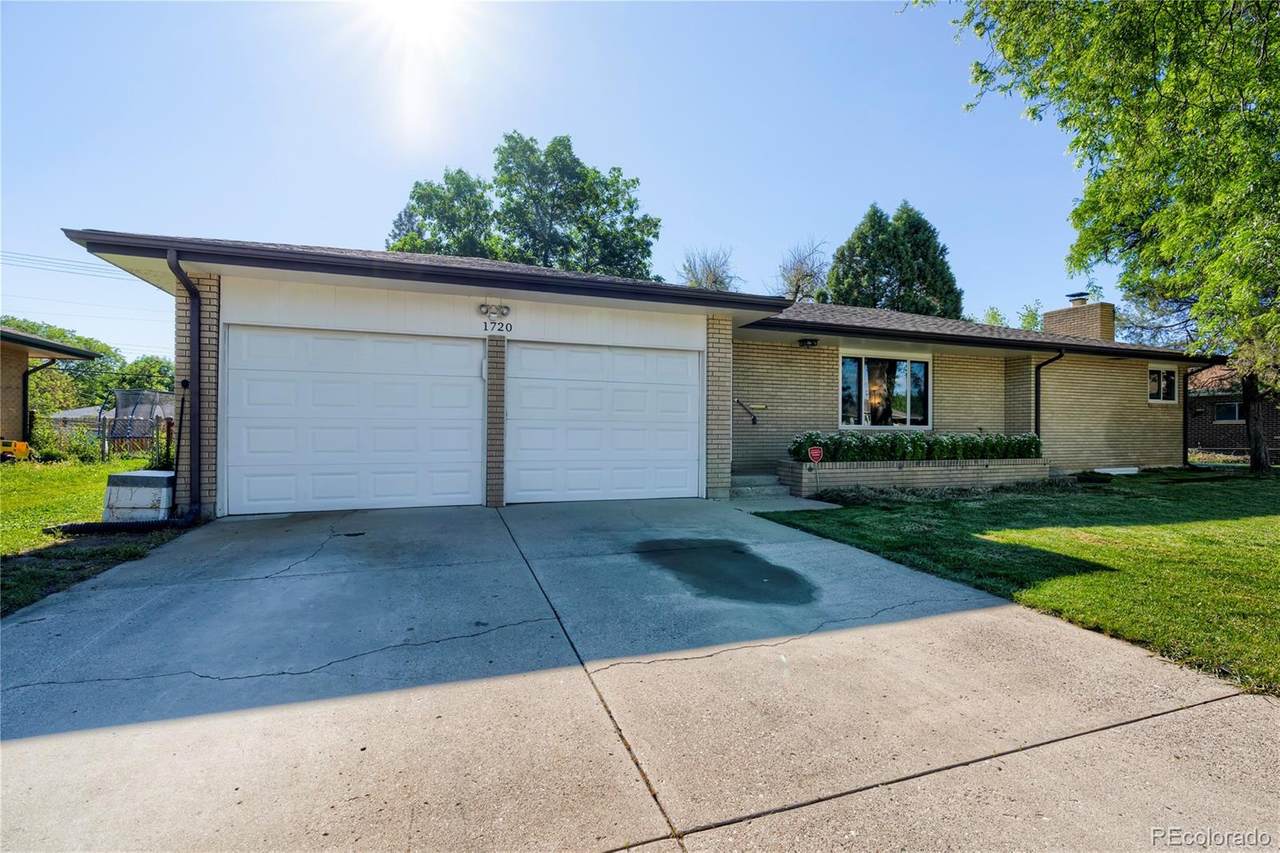 1720 Del Norte Avenue - Photo 1