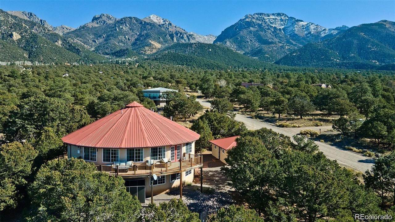 614 Palomino Way - Photo 1