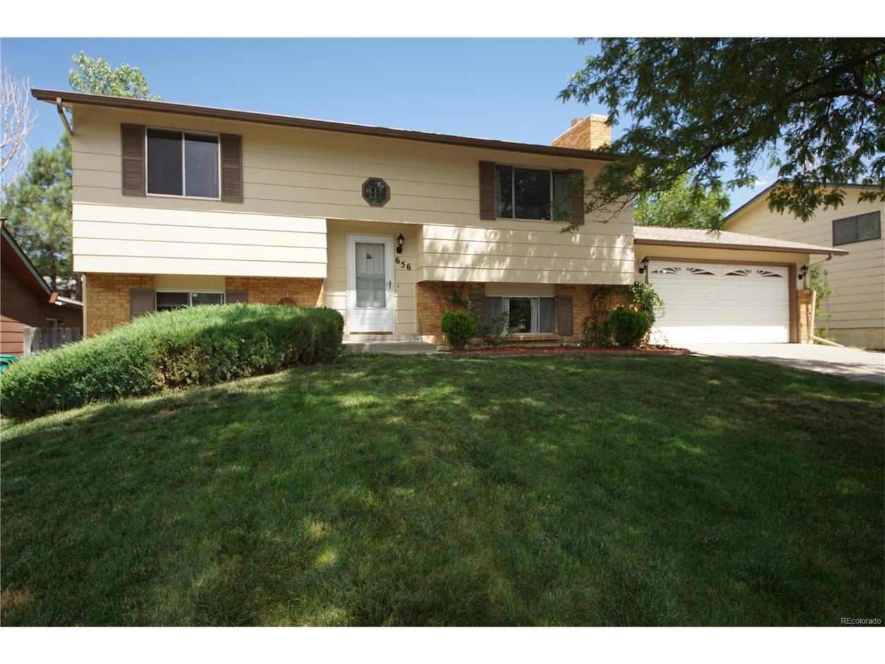 656 Norfolk Way - Photo 1