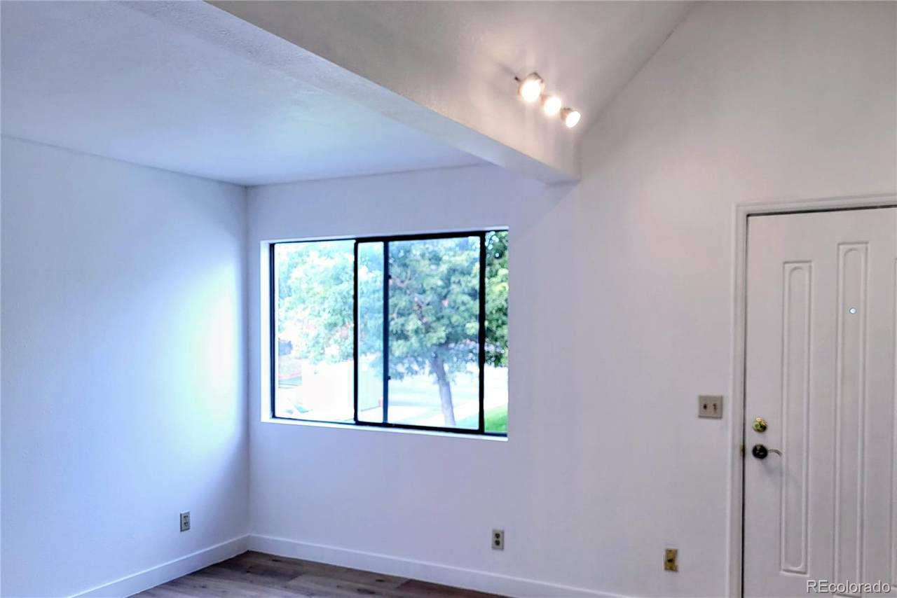 8701 Huron Street - Photo 1