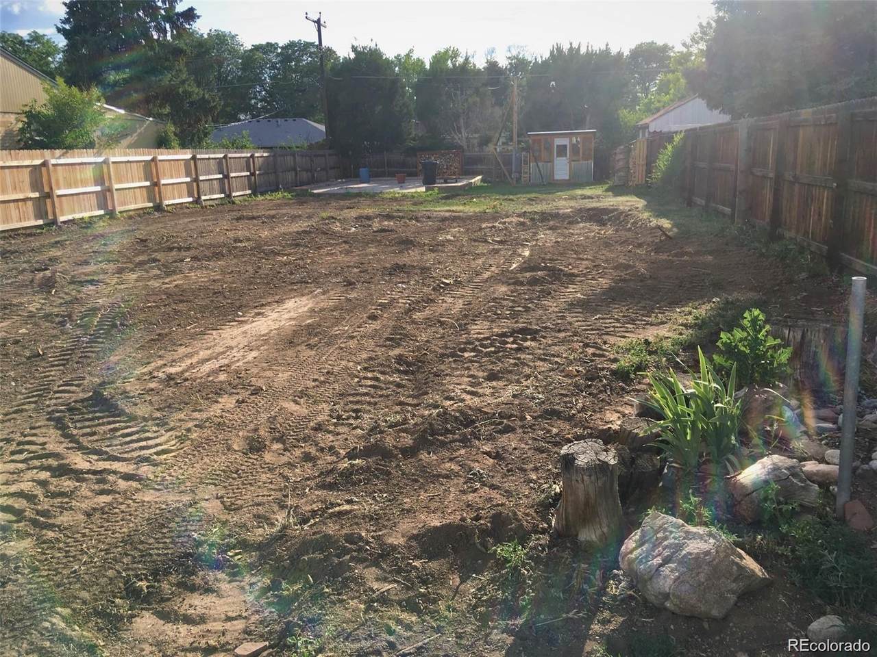 2225 Dexter Street - Photo 1